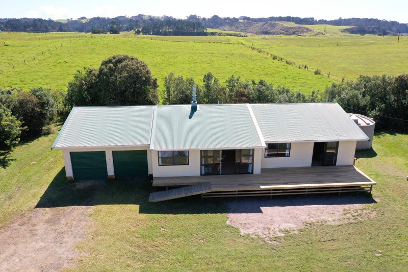 416 West Coast Road, Dargaville - Carousel 2