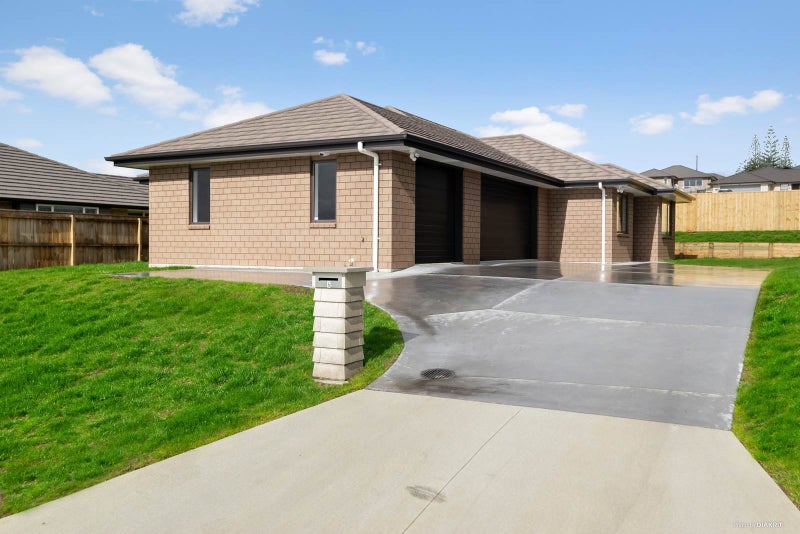 6 Gibboney Place, Pokeno - Carousel 1
