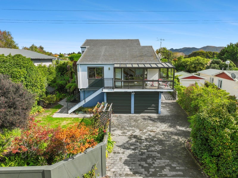 8 Cliff Road, Tasman - Carousel 16