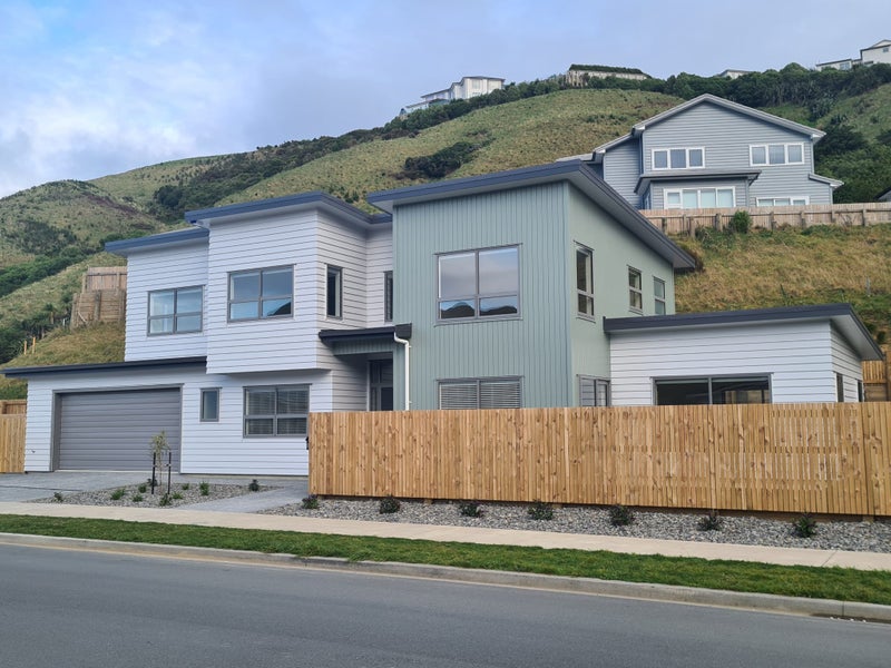 87 Melksham Drive, Churton Park, Wellington - Carousel 1