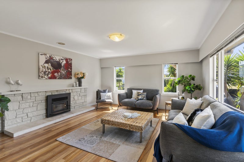 151 Reeves Road, Pakuranga Heights, Auckland - Carousel 1