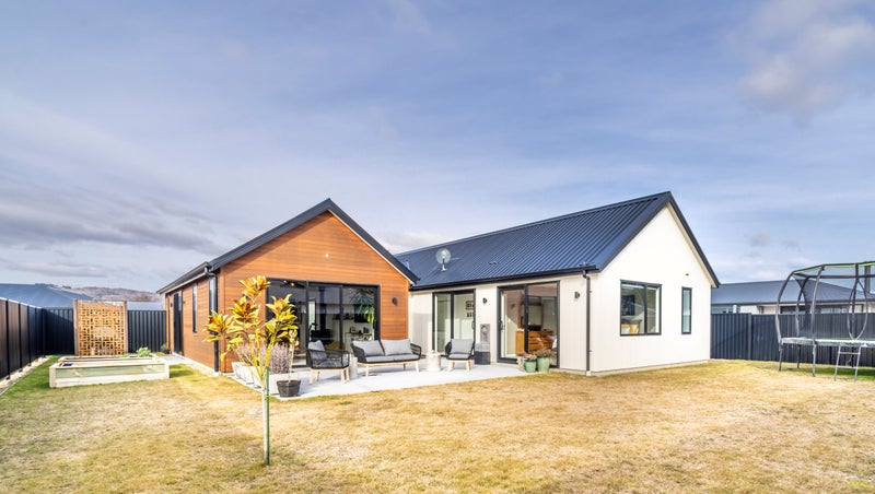 11 Brooke Place, Alexandra, Alexandra - Carousel 1