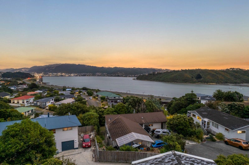 19 Forth Place, Papakowhai, Porirua - Carousel 26