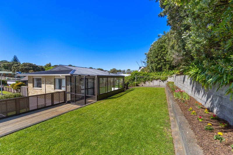 37 Herekawe Drive, Spotswood, New Plymouth - Carousel 2