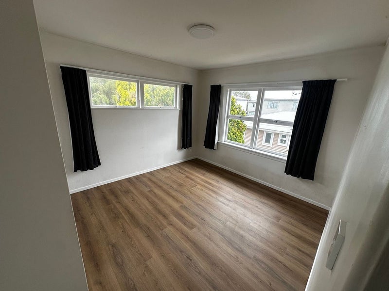 2/86 Canal Road, Avondale, Auckland - Carousel 2