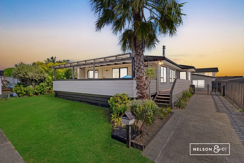 37 Greenstone Place, Clover Park, Auckland - Carousel 1
