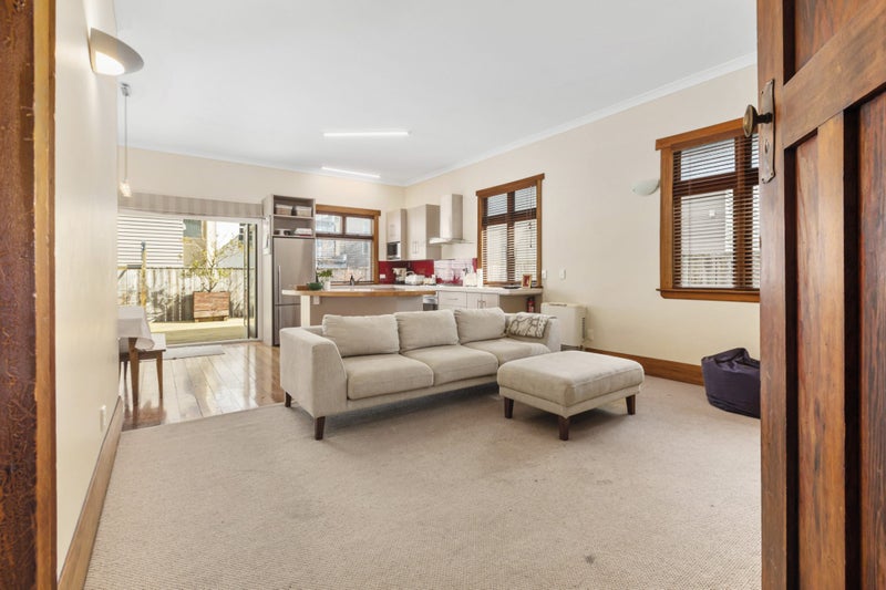 81 Darlington Road, Miramar, Wellington - Carousel 2