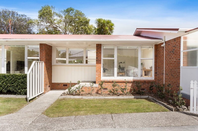 9 Henley Road, Mount Eden, Auckland - Carousel 1