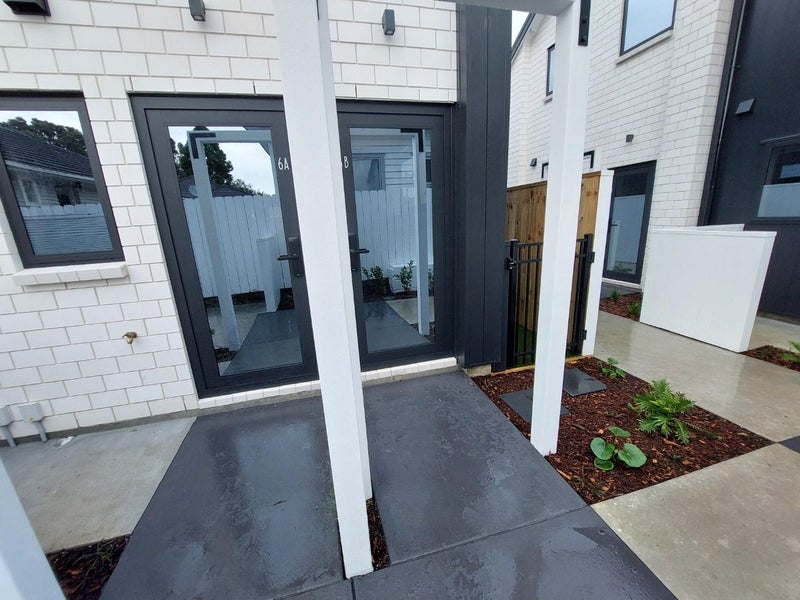 7/87 Taikata Road, Te Atatu Peninsula, Auckland - Carousel 10