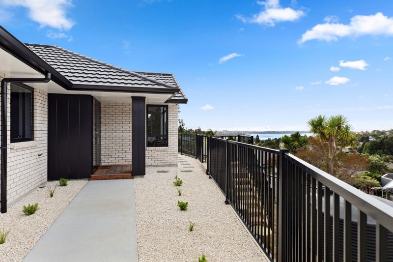 25 Kite Way, Welcome Bay, Tauranga - Carousel 1