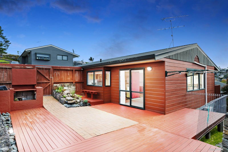 7/76 Target Road, Totara Vale, Auckland - Carousel 1