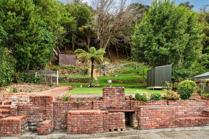 61 Hair Street, Wainuiomata, Lower Hutt - Carousel 13