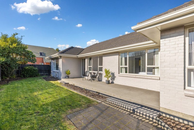 12 Westburn Terrace, Burnside, Christchurch - Carousel 1