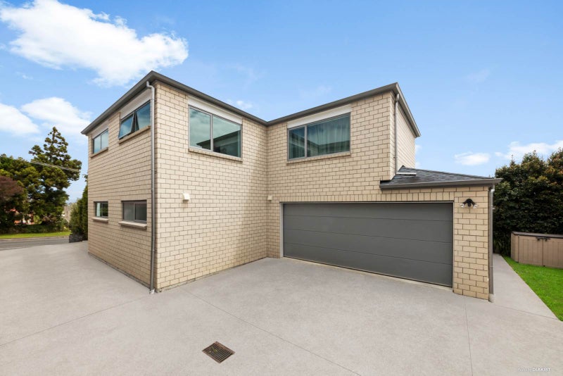 58A Staveley Avenue, Mount Roskill, Auckland - Carousel 1