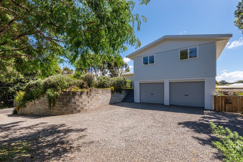 5 Kokako Road, Otaihanga, Paraparaumu - Carousel 1