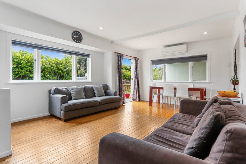 52 Mcentee Road, Waitakere, Auckland - Carousel 2