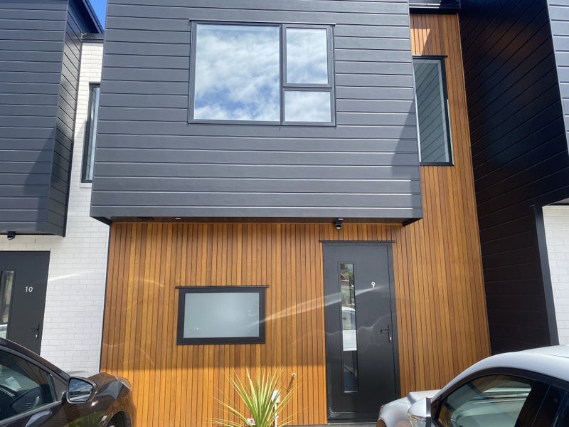 9/90 Knights Road, Hutt Central, Lower Hutt - Carousel 1