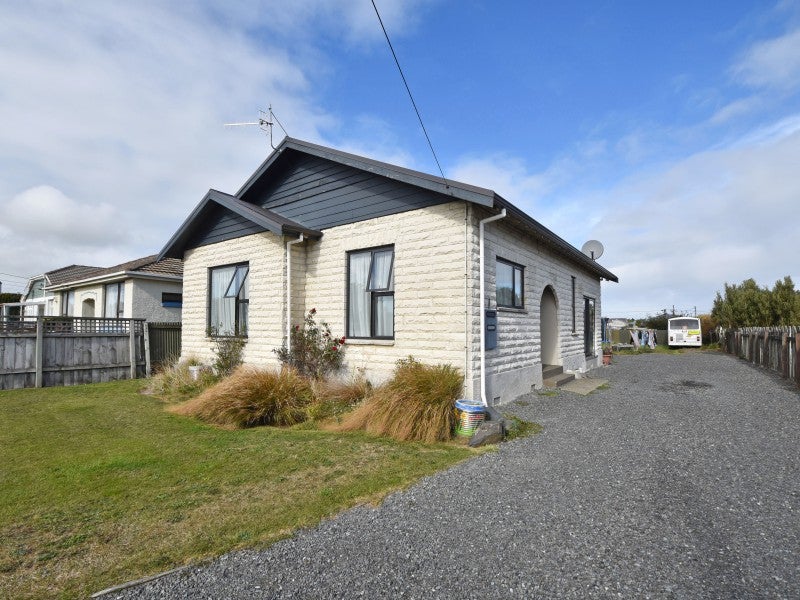 25 Dipton Street, Kingswell, Invercargill - Carousel 1