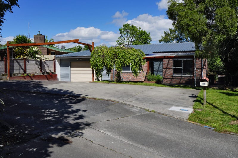 45 Brookview Court, Queenwood, Hamilton - Carousel 2