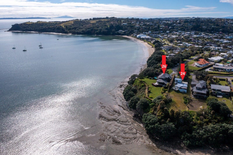 24 The Crescent, Tindalls Beach, Whangaparaoa - Carousel 1