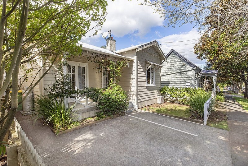 11 Cardwell Street, Onehunga, Auckland - Carousel 21