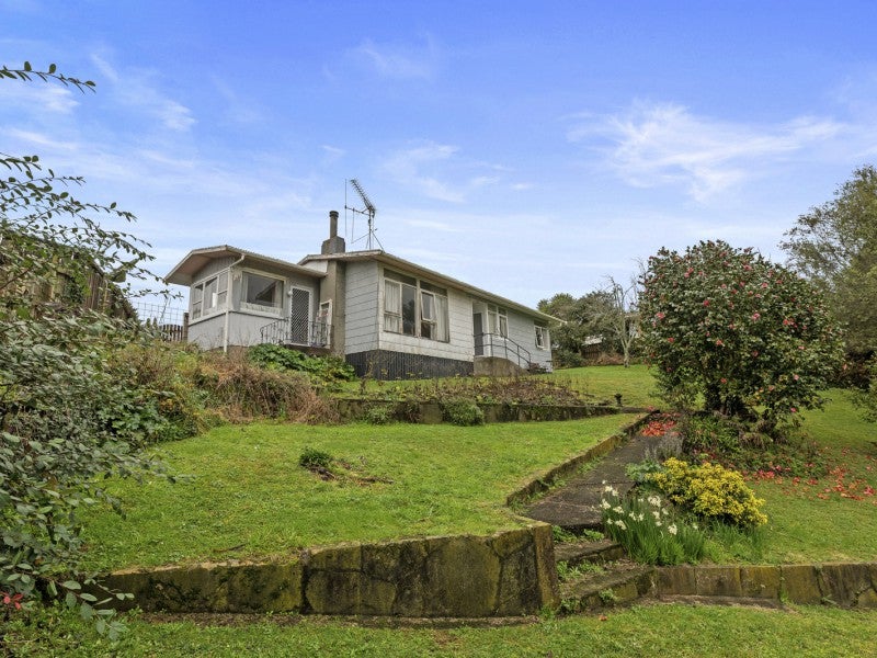 129 Tirau Street, Putaruru - Carousel 1
