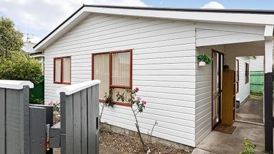 37 Torridon Road, Miramar, Wellington - Carousel 1