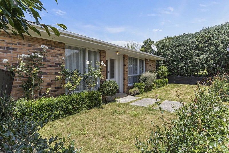 1/8 Thatcher Street, Mission Bay, Auckland - Carousel 1