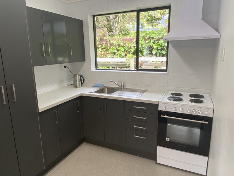 4/3 Angle Street, Picton, Picton - Carousel 2
