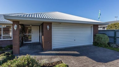 18 Westfield Avenue, Templeton, Christchurch - Carousel 1