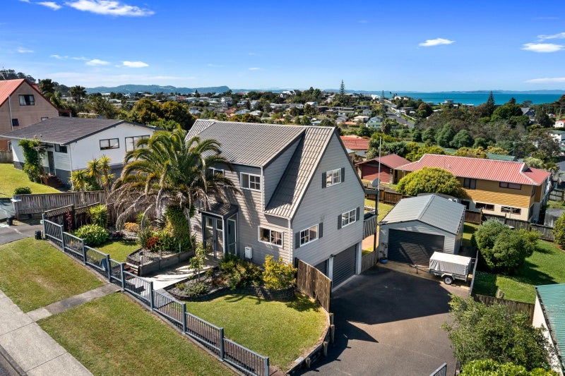 70 Brightside Road, Stanmore Bay, Whangaparaoa - Carousel 1