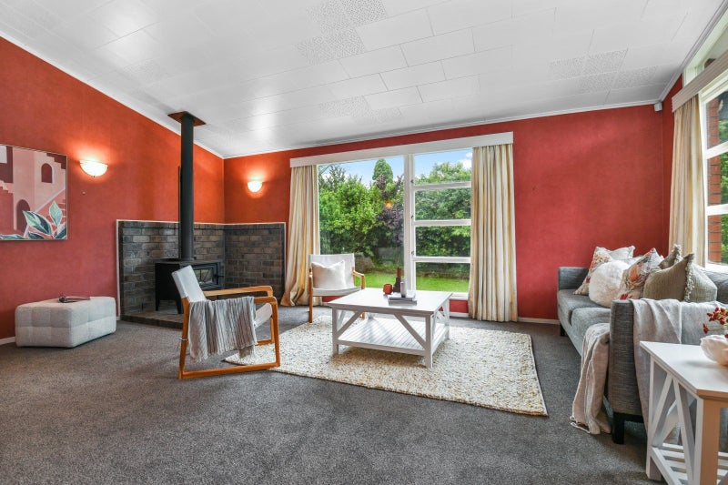 8 Garden Place, Hillcrest, Rotorua - Carousel 2