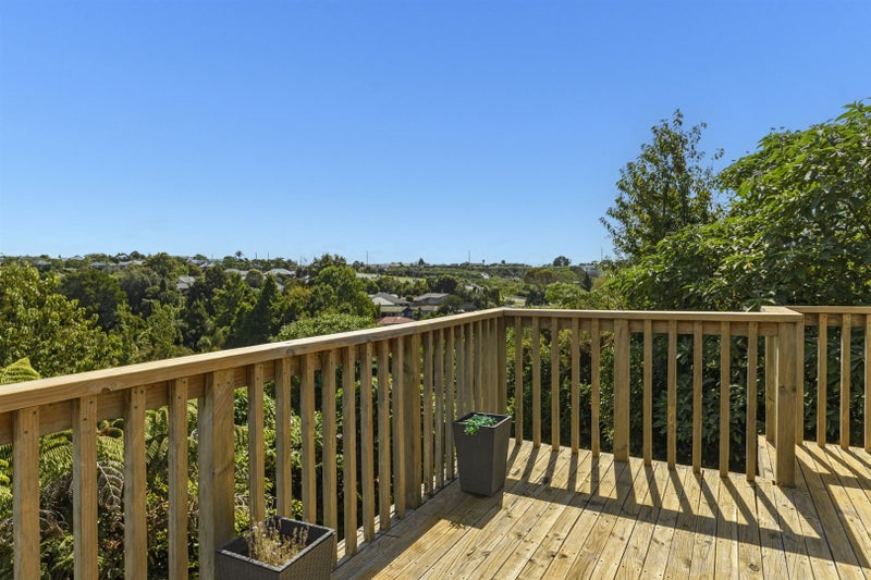 24A Te Arawa Place, Welcome Bay, Tauranga - Carousel 2