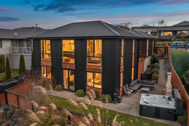 25 Grandvista Drive, Green Island, Dunedin - Carousel 2