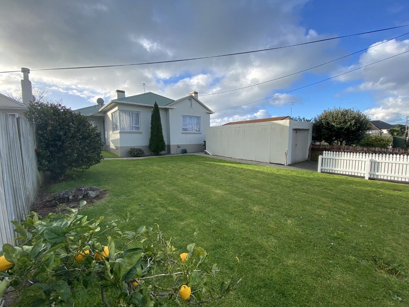 36 Young Street, New Plymouth, New Plymouth - Carousel 6