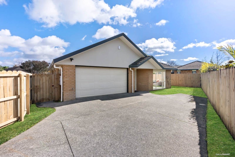13 Boderg Way, East Tamaki, Auckland - Carousel 1