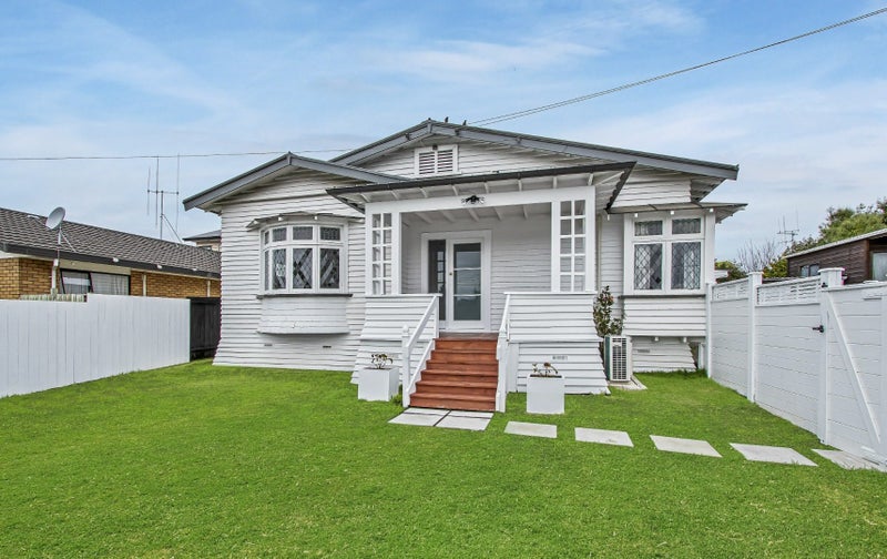 6B Beatty Street, Melville, Hamilton - Carousel 2