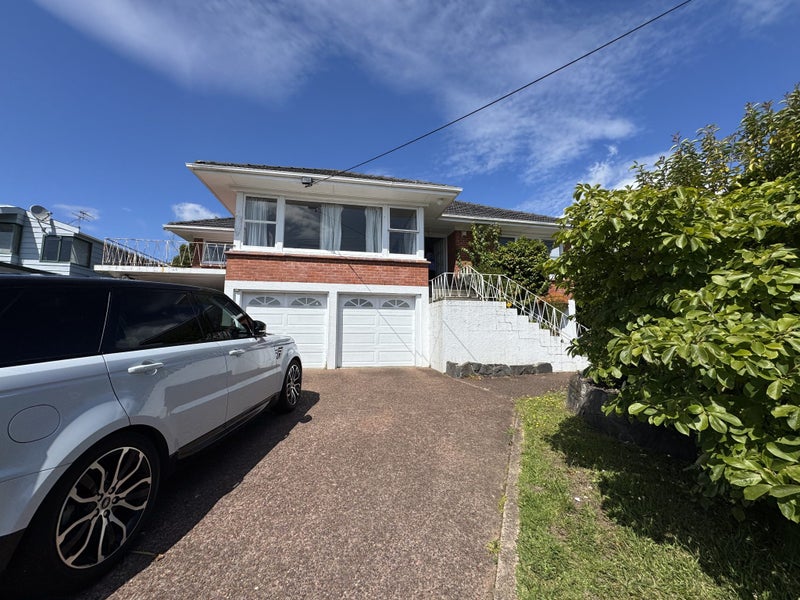 314 East Coast Road, Forrest Hill, Auckland - Carousel 1