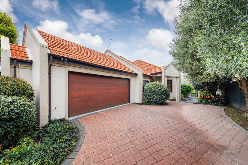 3 Balmoral Drive, Terrace End, Palmerston North - Carousel 2