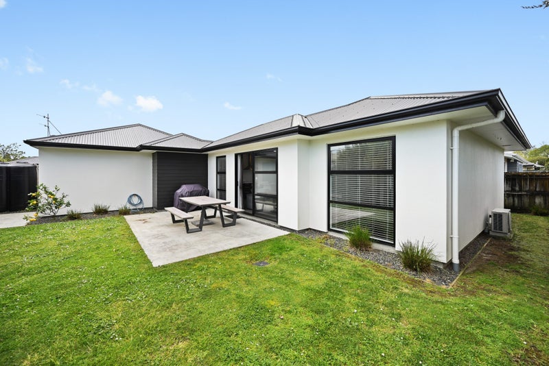 9D Martin Street, Fairfield, Hamilton - Carousel 1