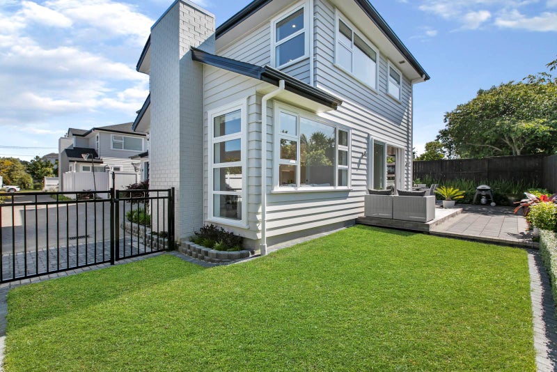 14A Lisburn Avenue, Glendowie, Auckland - Carousel 2