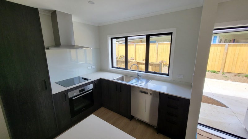 3/81 Pilkington Road, Panmure, Auckland - Carousel 2