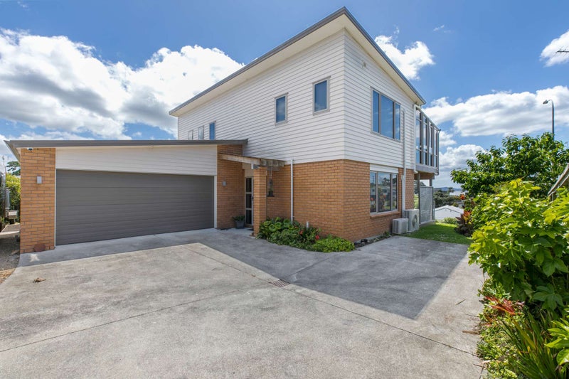 92A Tiri Road, Matakatia, Whangaparaoa - Carousel 1
