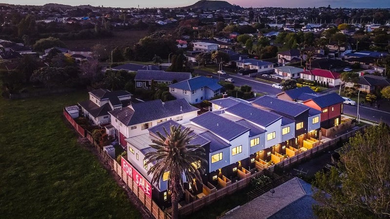 5/6 Williams Avenue, Pakuranga, Auckland - Carousel 2