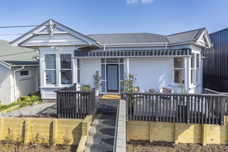 25 Standen Street, Karori, Wellington - Carousel 1