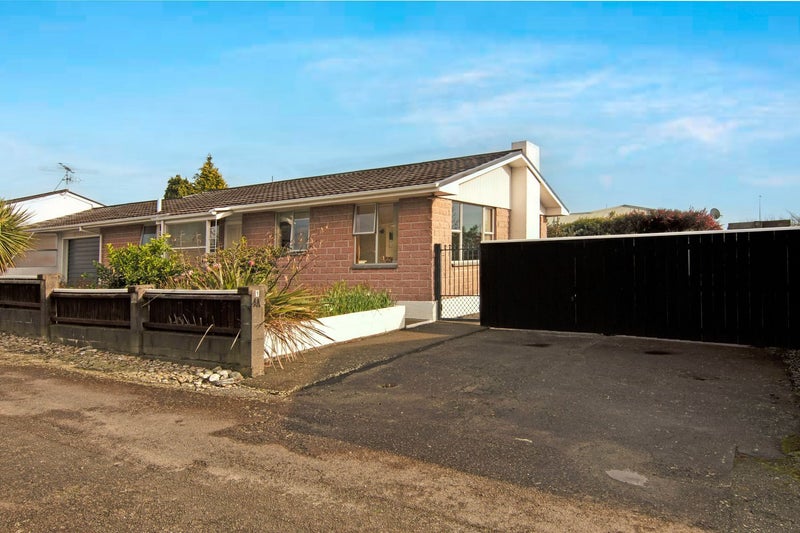 1/4 Arapiki Road, Stoke, Nelson - Carousel 21