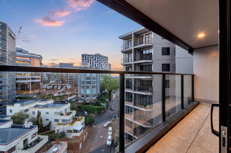 1004/8 Whitaker Place, Grafton, Auckland - Carousel 8