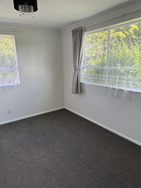 1/125 Martin Street, Wallaceville, Upper Hutt - Carousel 2