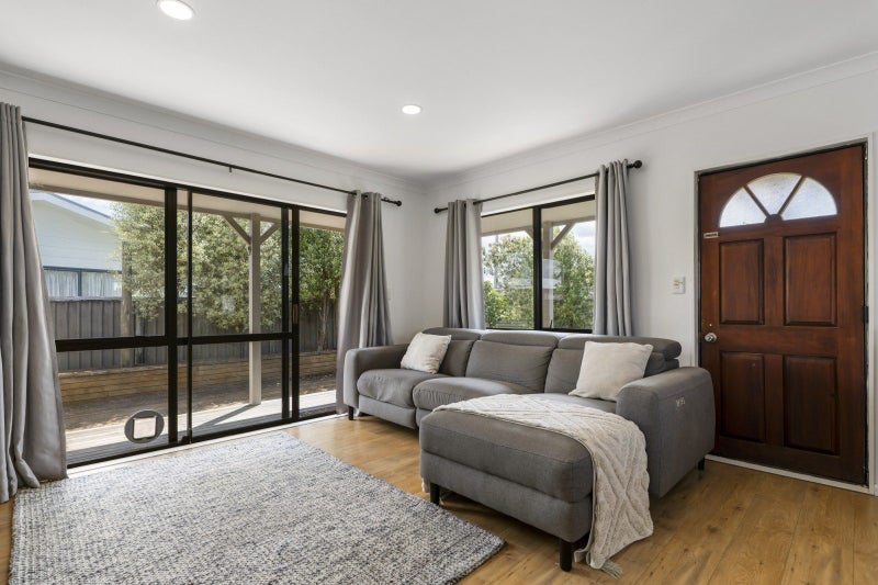 19 Solomon Street, Brookfield, Tauranga - Carousel 2