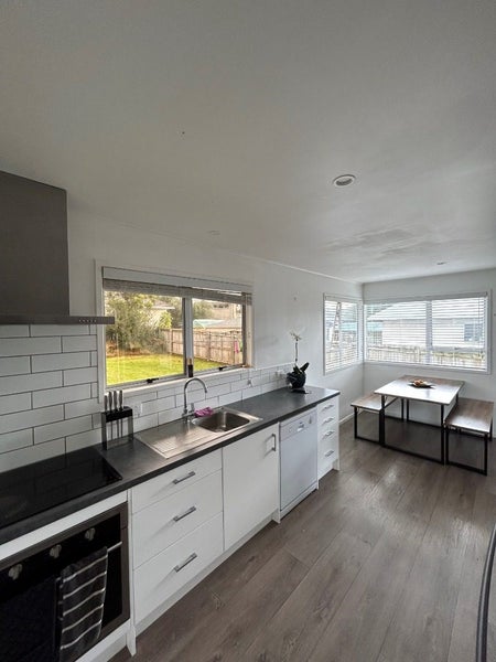 15 Paramount Parade, Tikipunga, Whangarei - Carousel 2